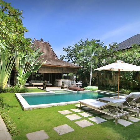 The Radian Villa Canggu Exterior foto