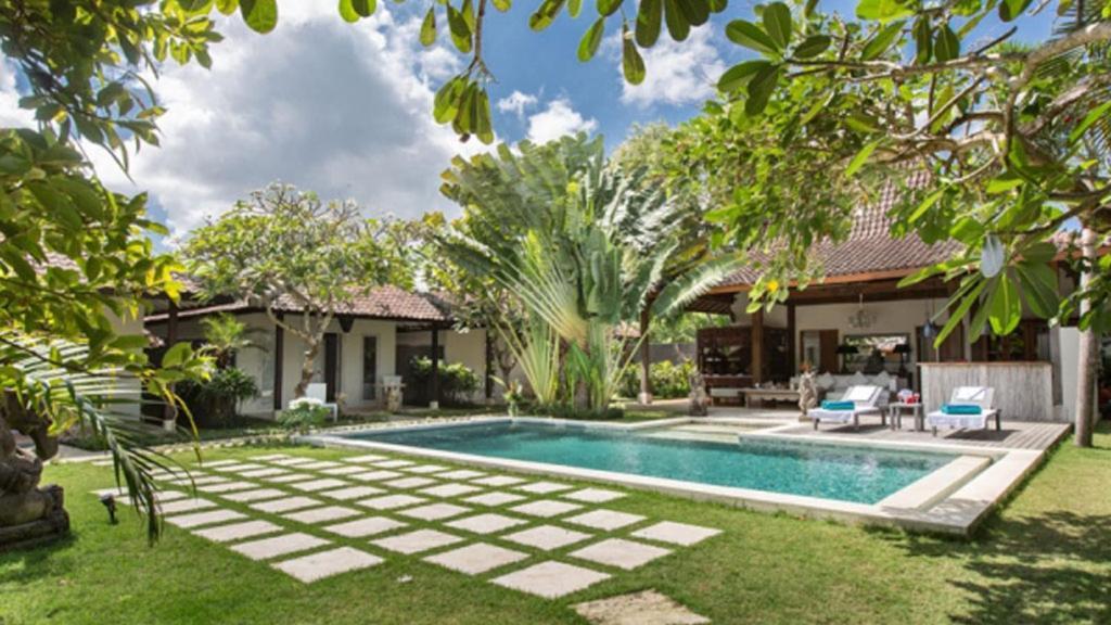 The Radian Villa Canggu Exterior foto