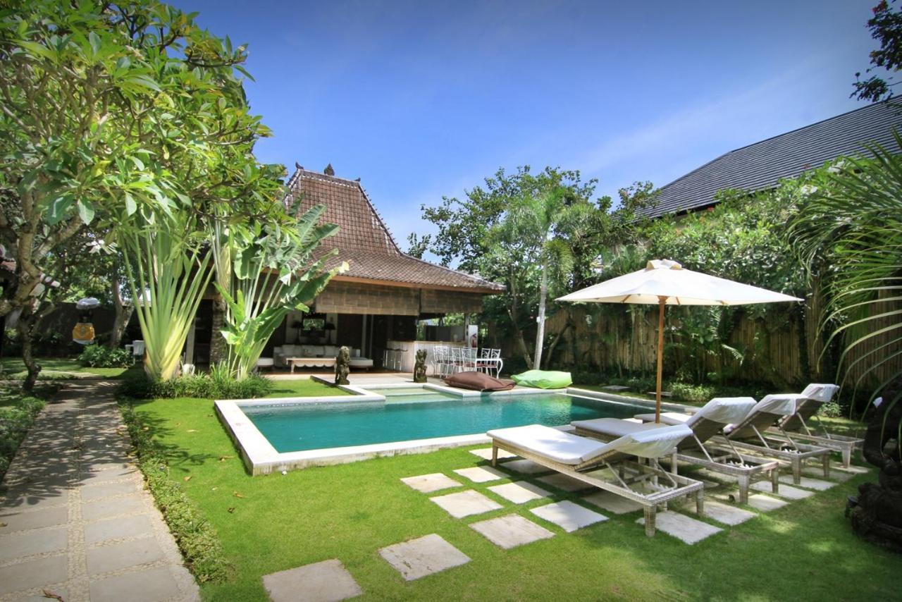 The Radian Villa Canggu Exterior foto