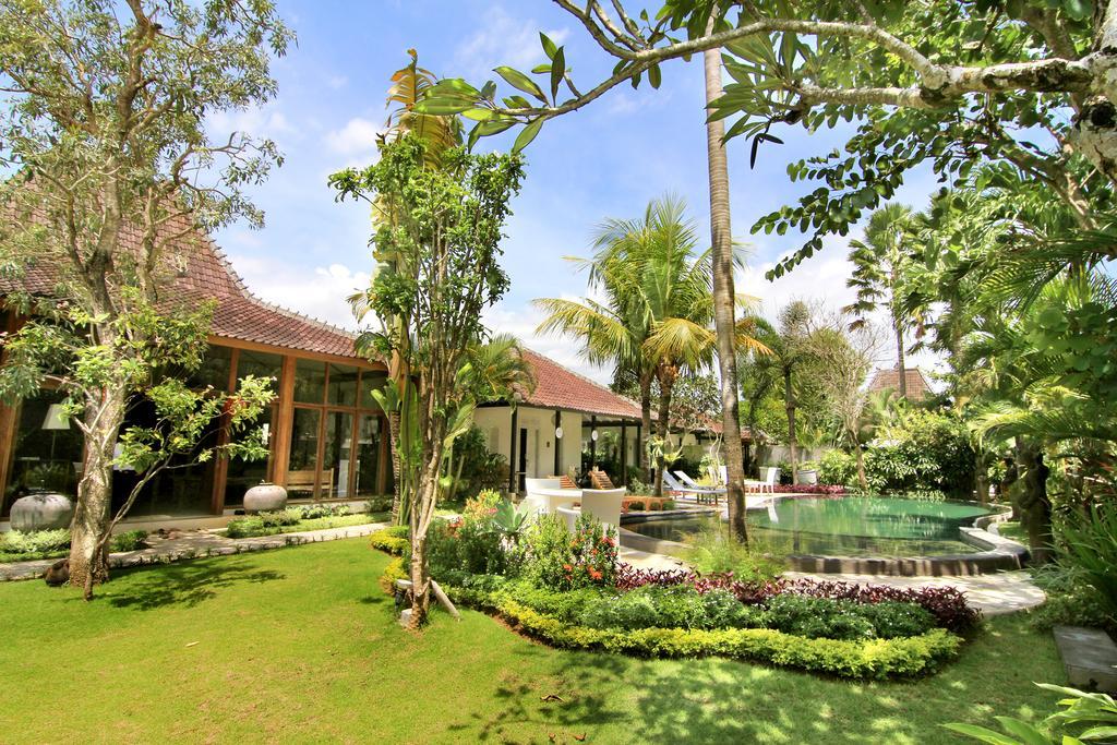 The Radian Villa Canggu Exterior foto